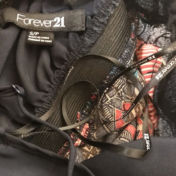 Forever 21 dress navy & print dress - Picture 6 of 6